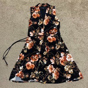 White House Black Market Floral Knee-length Dress, size L, RN 802454